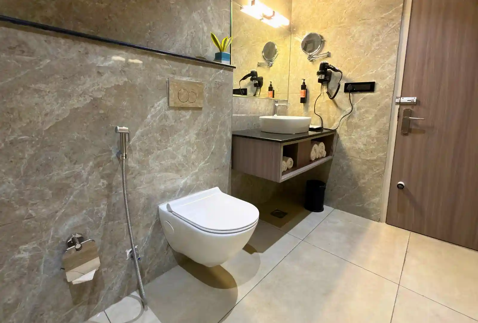 Regal Stay Sanctuary & Soft Furnishings - Golden Bagh Alwar
