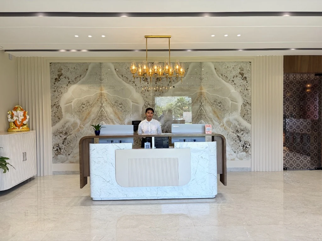 24-Hour Reception & Front Desk Counter - Golden Bagh Alwar
