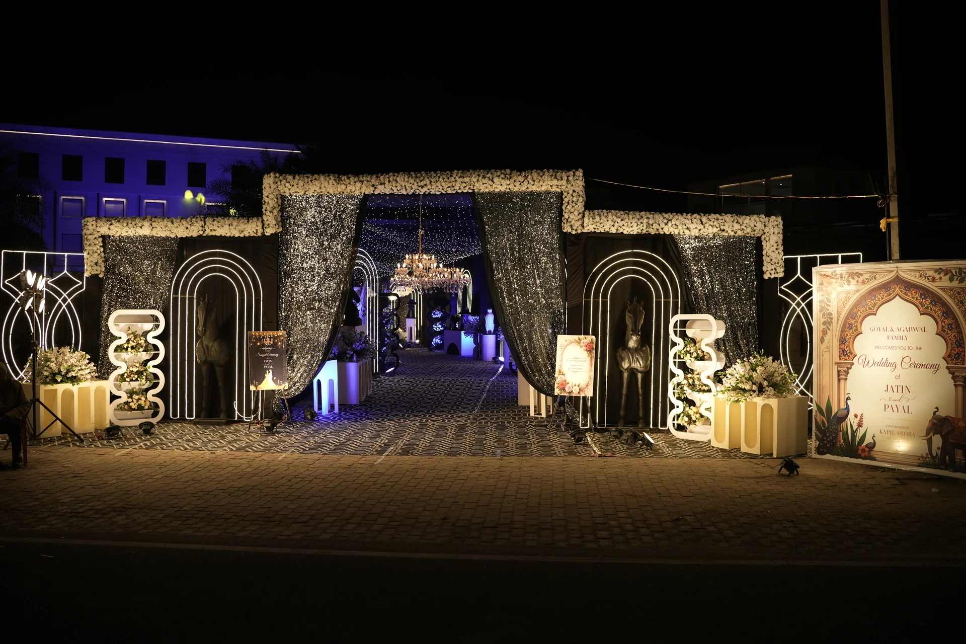 Golden Bagh Luxury Resort Ambiance